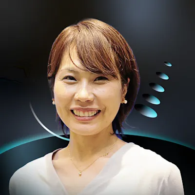 岡 寛美 氏