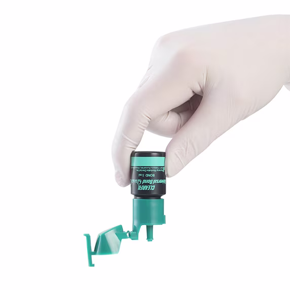 CLEARFIL™ Universal Bond Quick 2