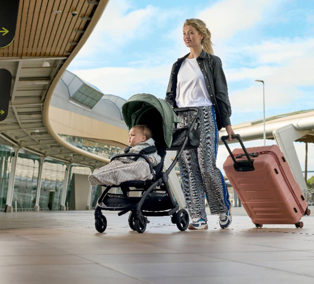 Travel System Compatibility Image | 5 Features to Look for in Newborn Car Seats | Mamas & Papas blog