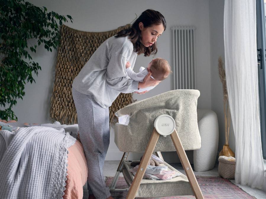 Default Thumbnail Desktop - Baby won't sleep unless held