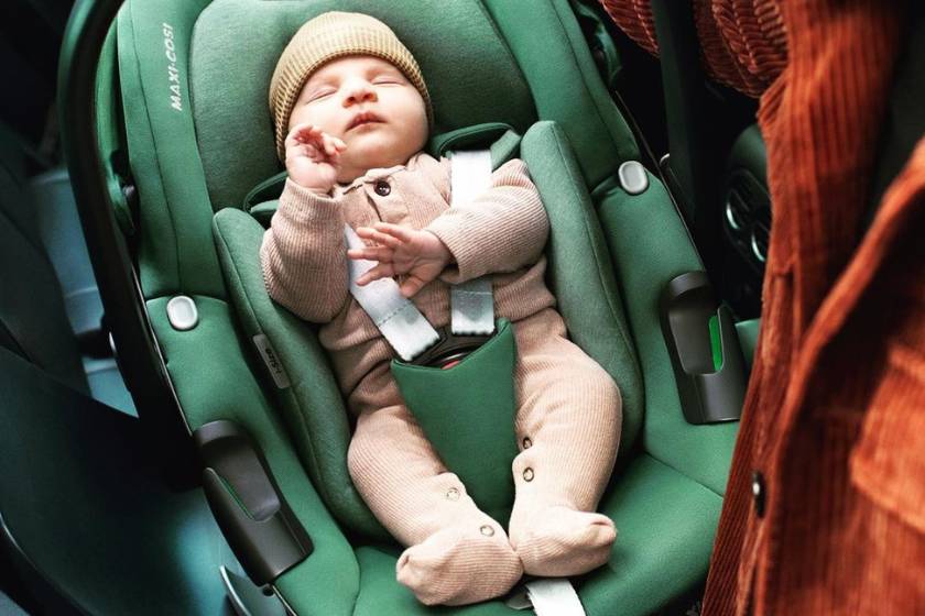 Mastering Safety A Stepbystep Guide on Buckling Maxi Cosi Car Seats?