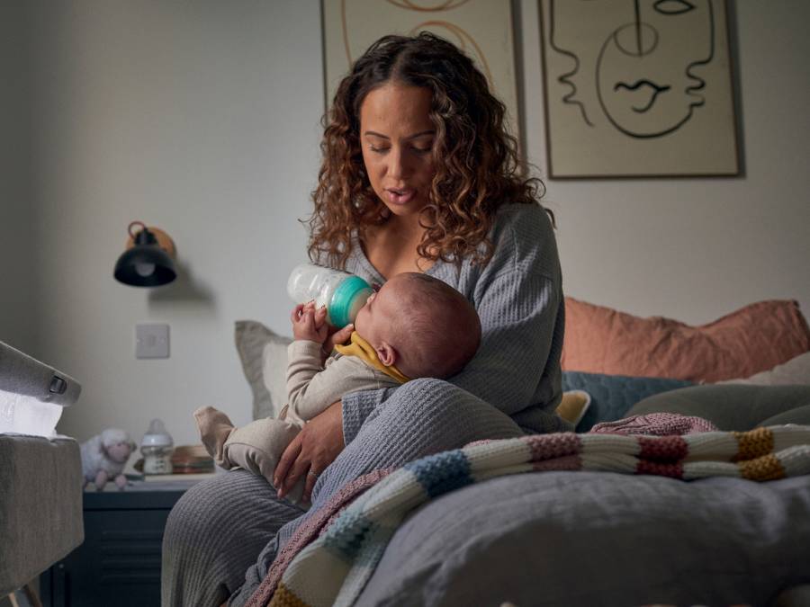 Bottle Feeding - Thumbnail Desktop