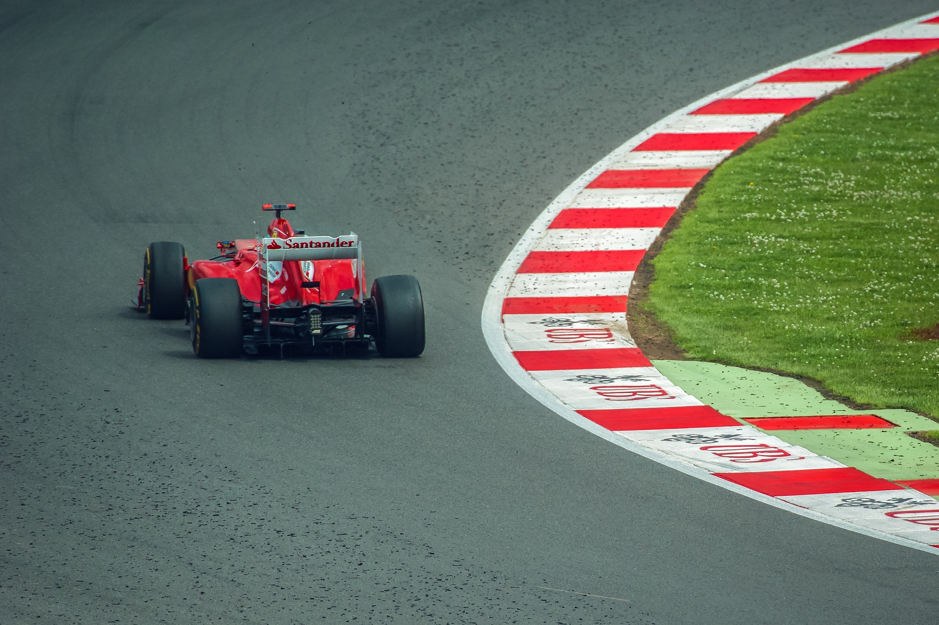 英AIユニコーン企業の鈴鹿F1スポンサー活動へのメディア誘致