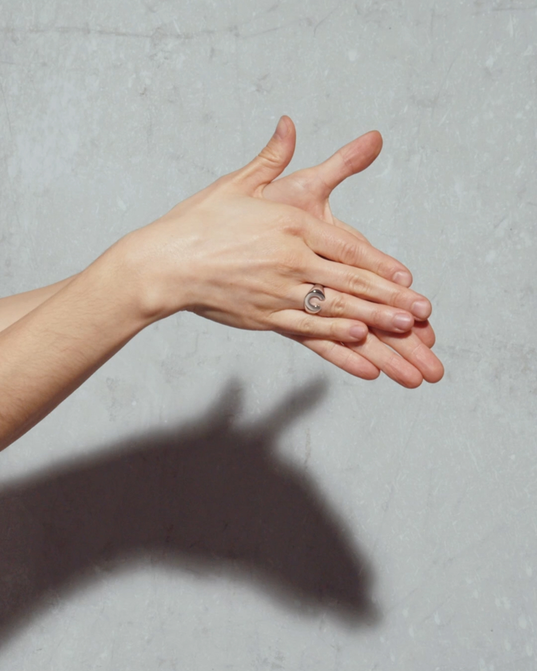 【TOM WOOD】リング（希少・廃盤モデル）11/6（木）まで出品 NEW ARRIVAL】TOM WOOD Black Molecule – GINZA SIX | GSIX | ギンザ