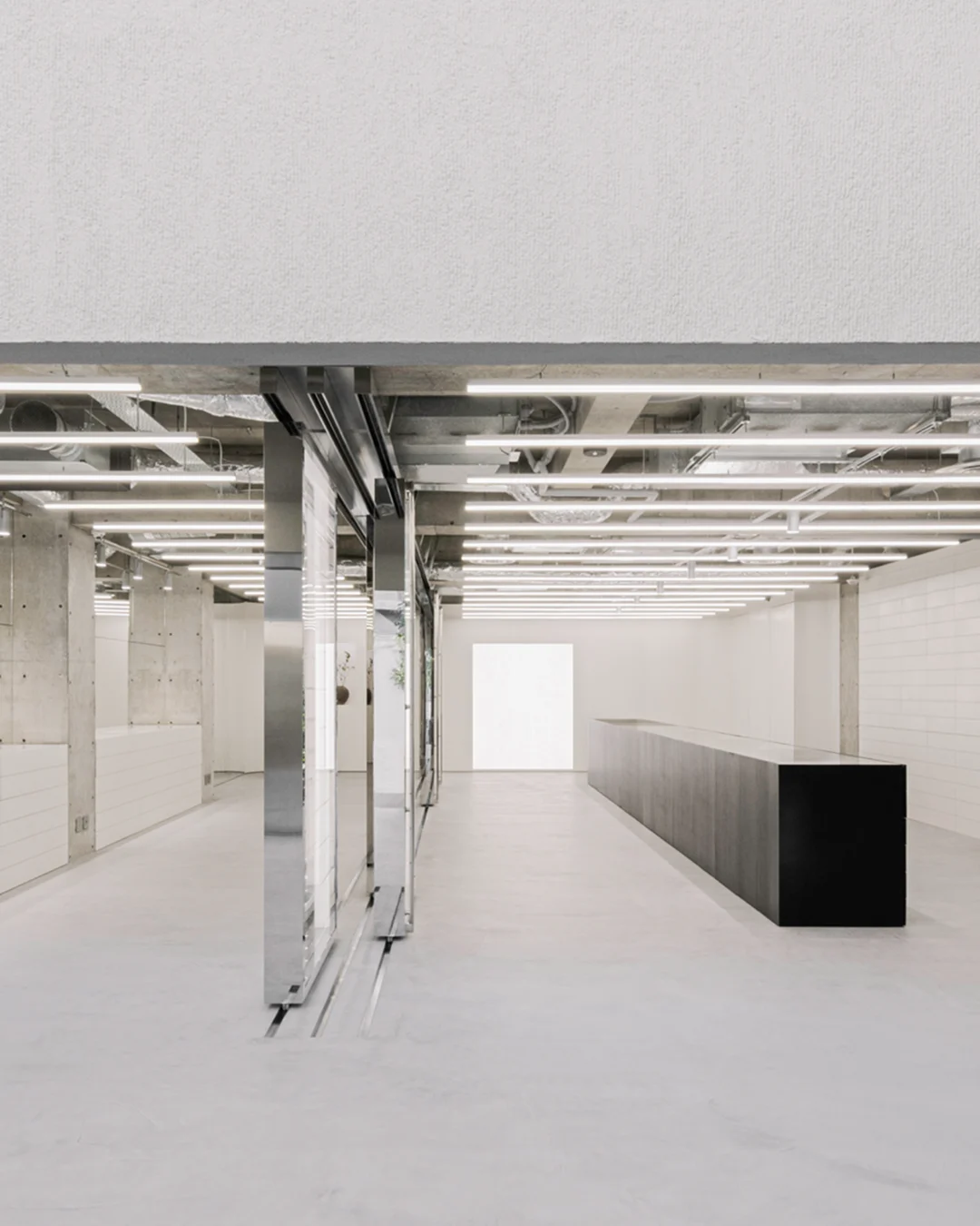 ID Collection - Stores - Aoyama