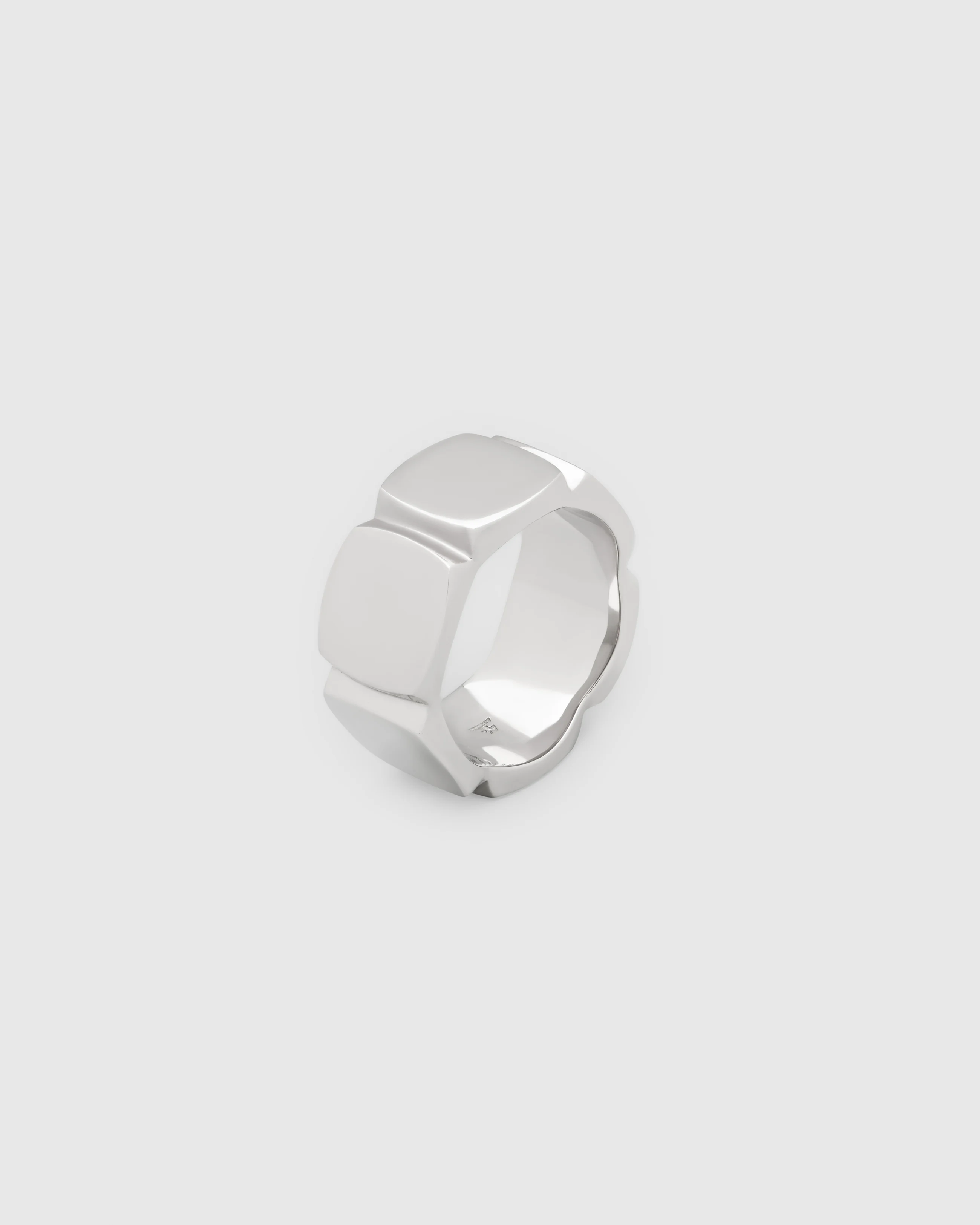 Umi Band Ring