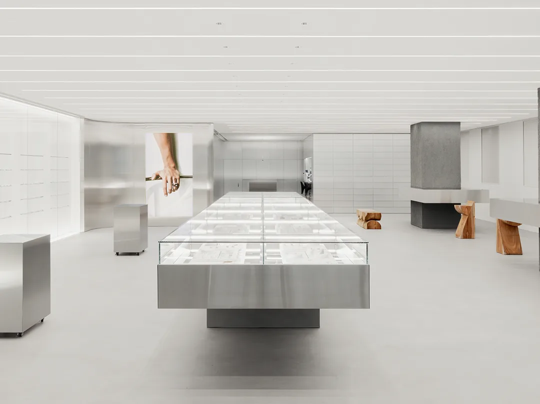 Shibuya Flagship Store - Multiple images 01