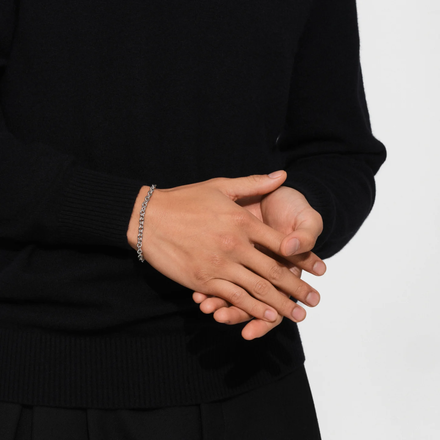 Landingpage - Silver rings for men - Image (Bracelet for him)