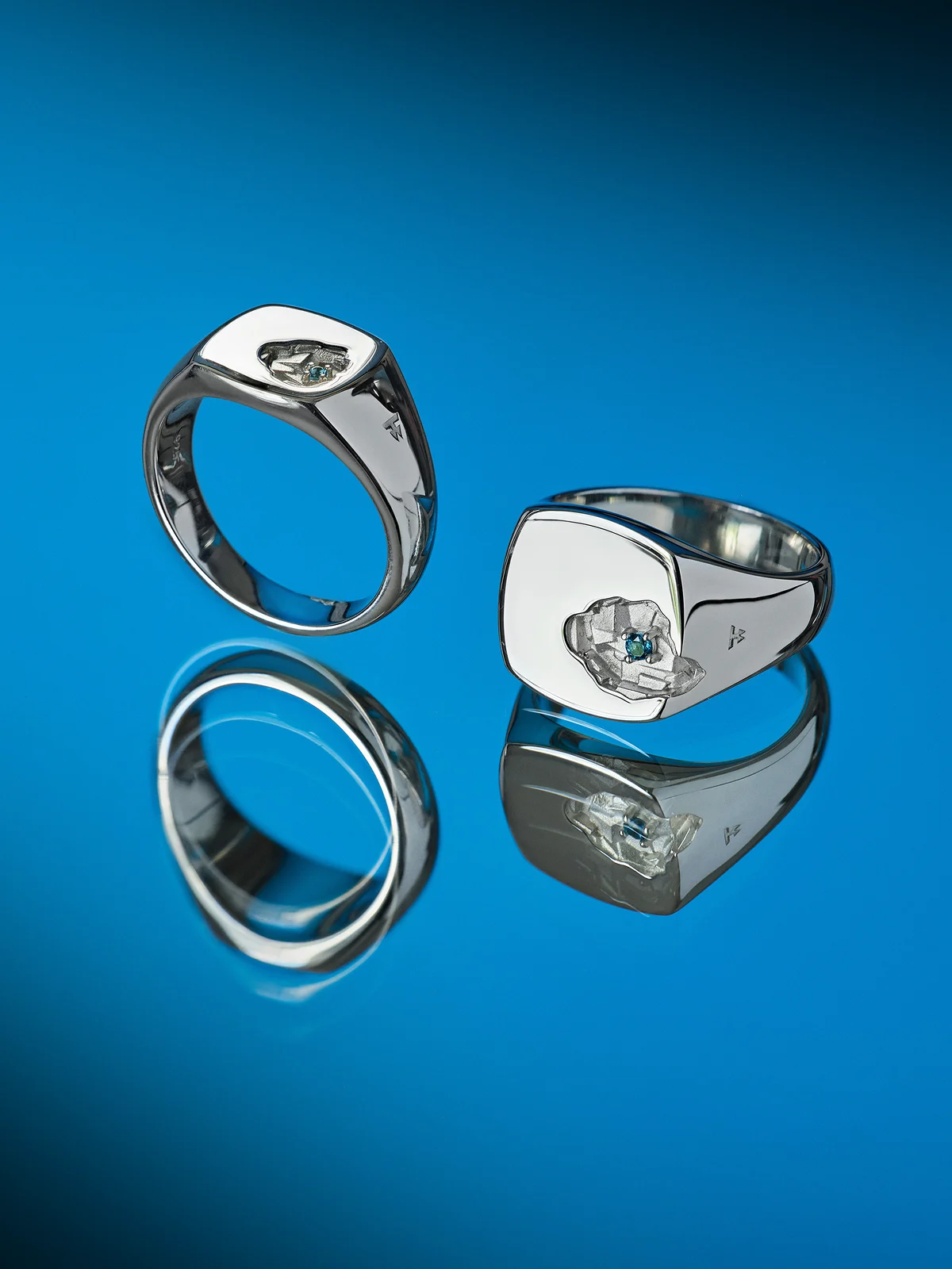 Sphere Collection - Frontpage - Banner (Kim Ring & Mined Ring Blue Topaz) (mobile)