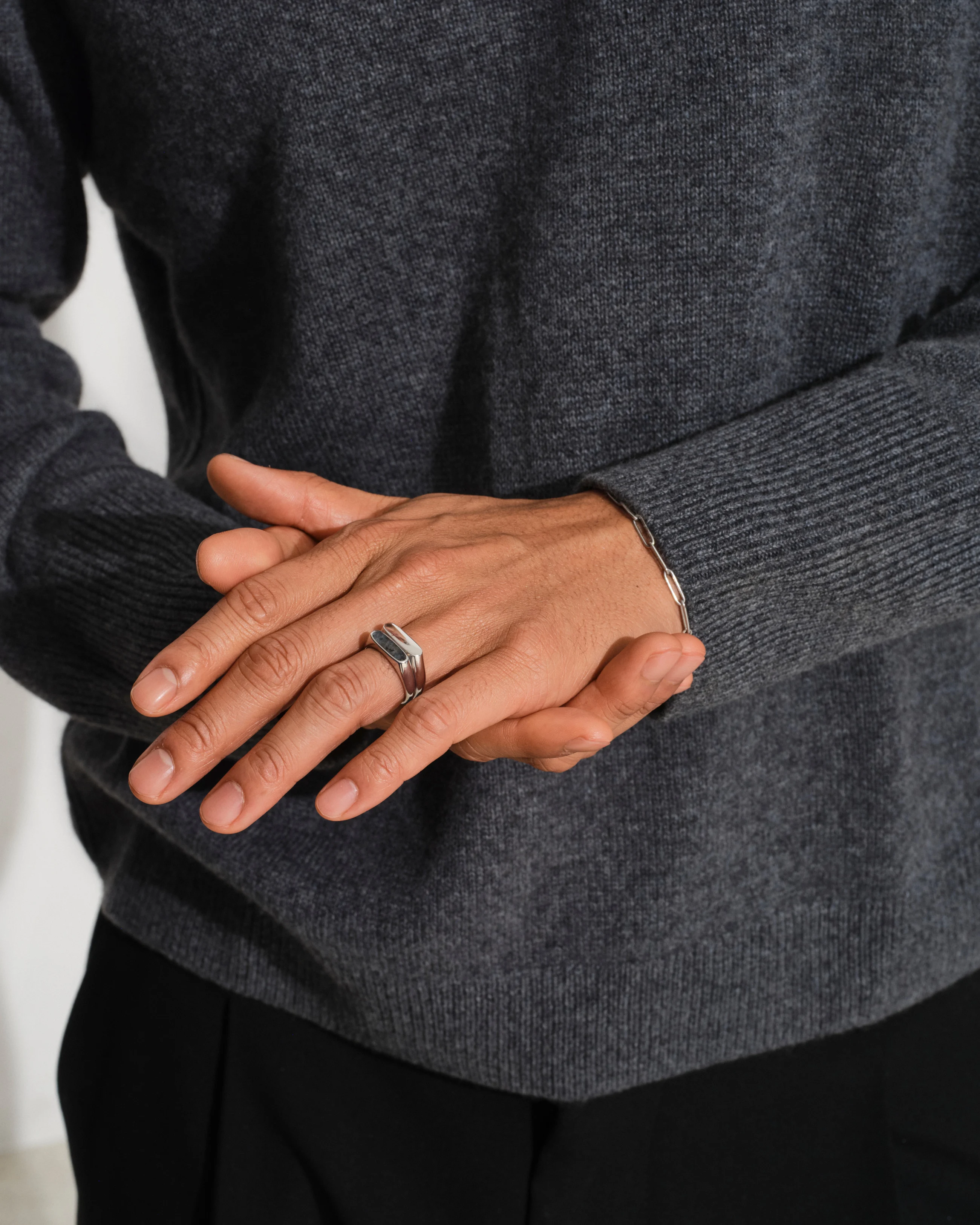 Landingpage - Signet rings with gemstones (mobile)