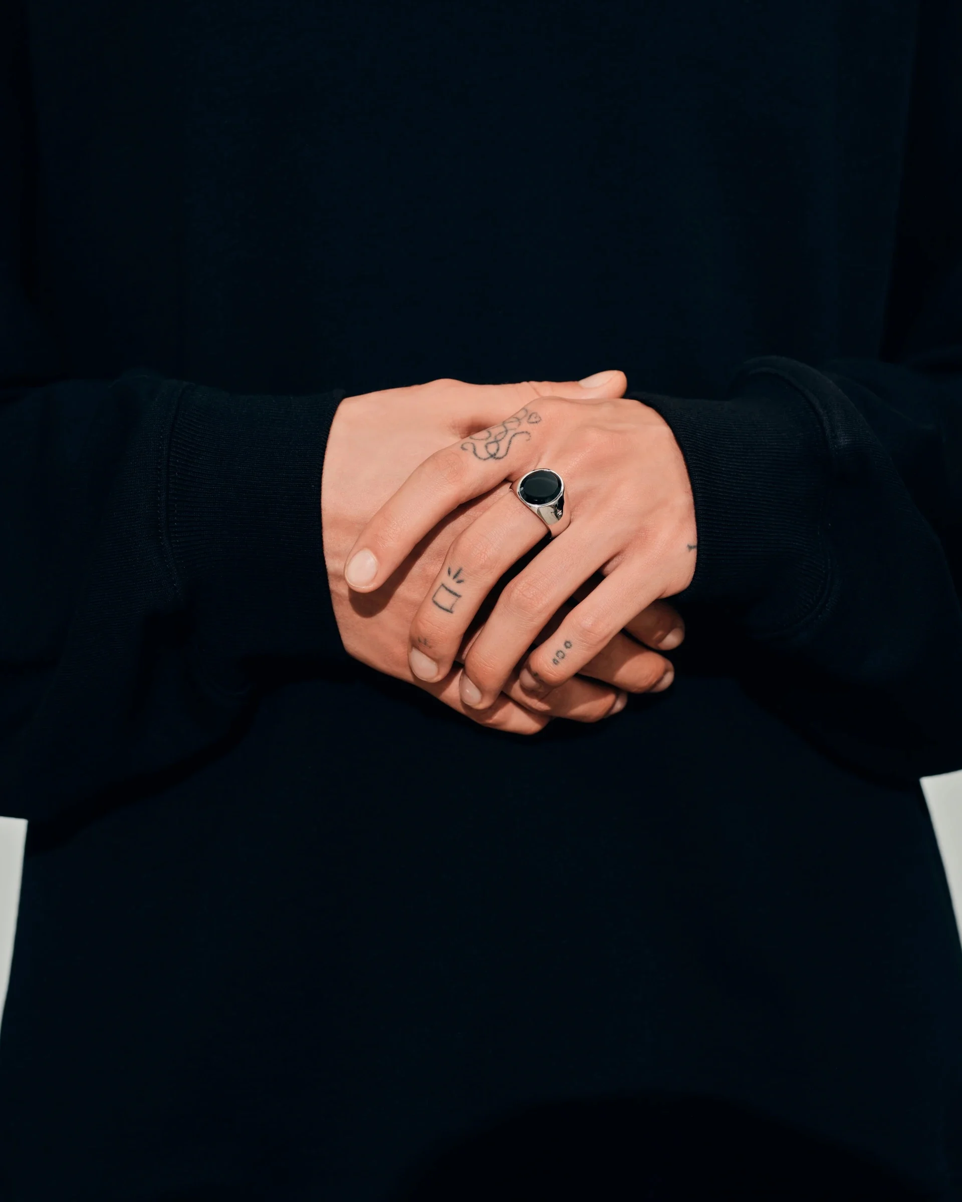 Landingpage - Signet rings with gemstones (mobile)