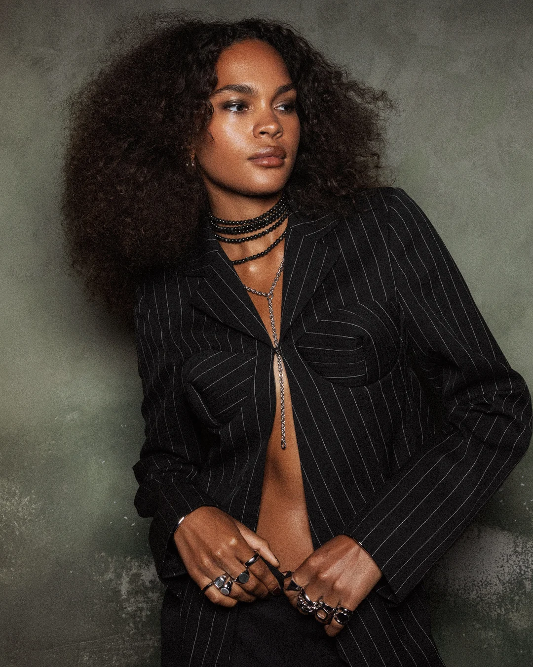 Holiday - Frontpage 06 - Image split #3 (necklaces)