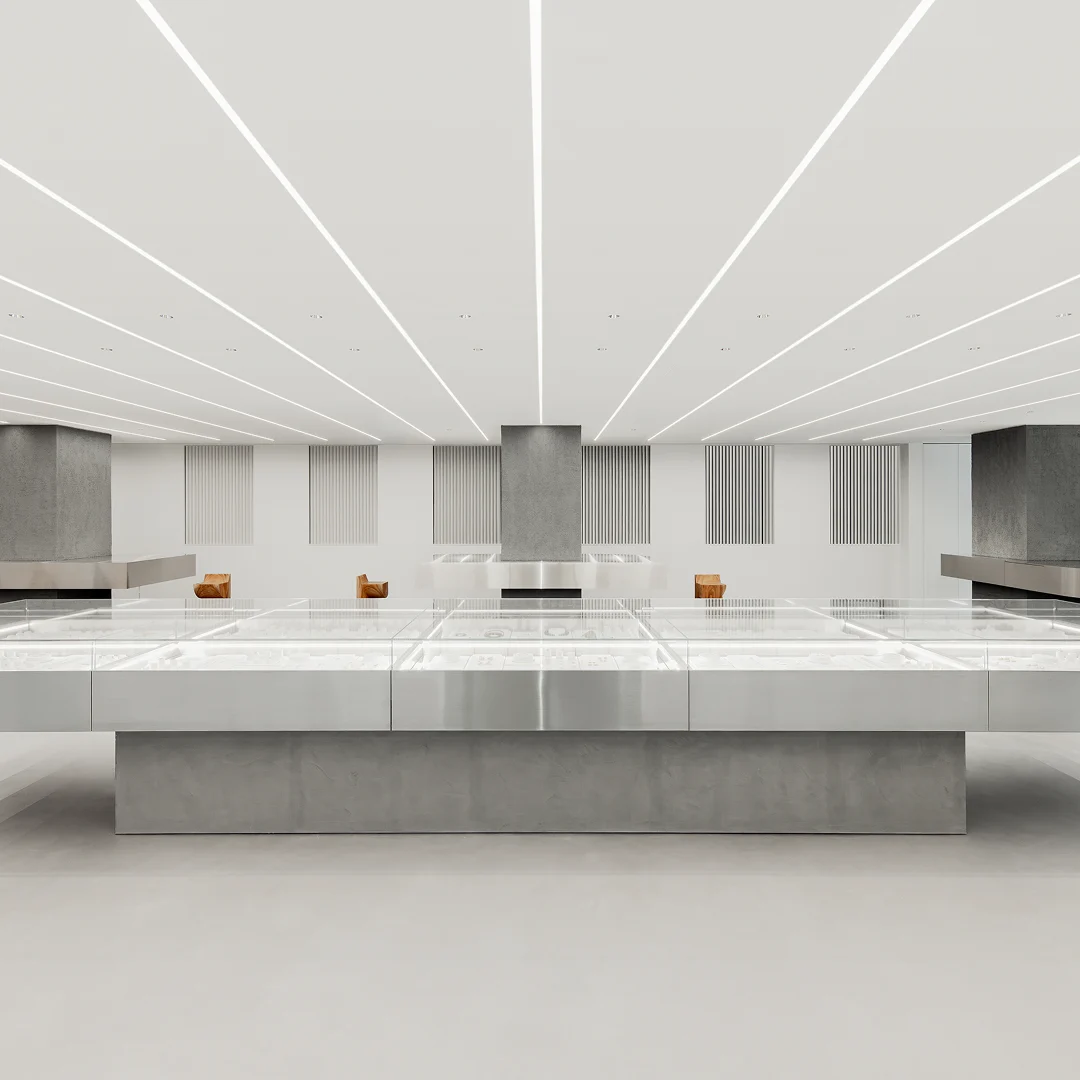 TW-ShibuyaStorePage-02