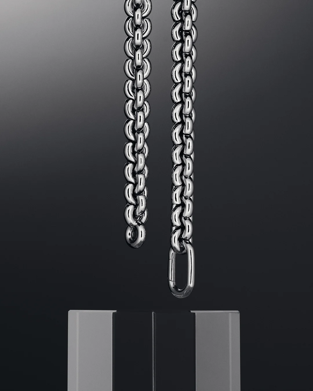 Core & Classics - Image split #1 - Sphere necklace