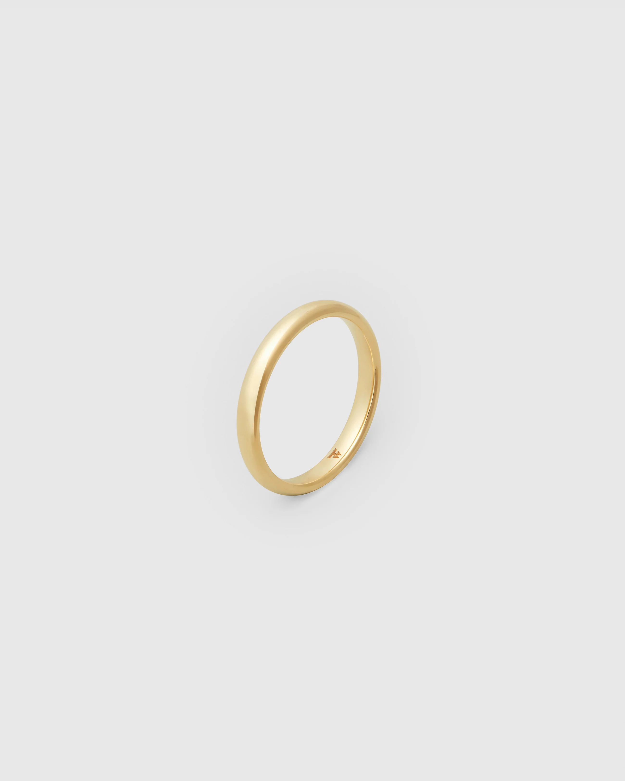 Classic Band Slim Polished Gold