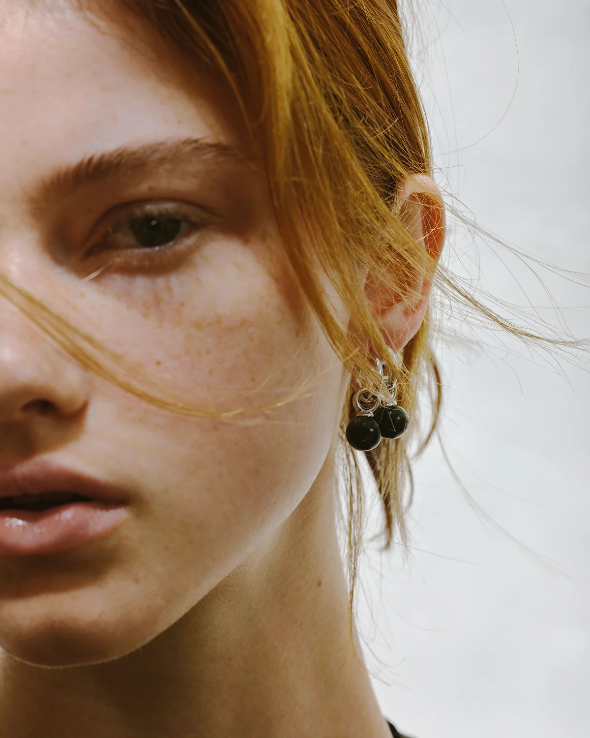 Cove collection - Frontpage - Image split #1 - Earrings