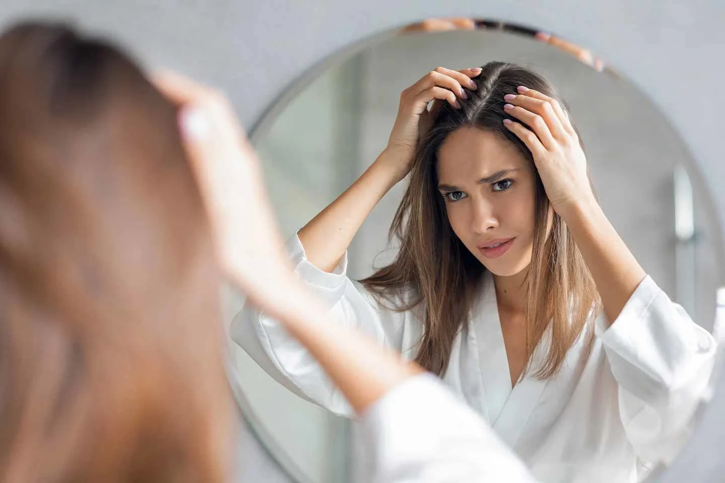 Is there a link between dandruff and hair fall Image Is there a link between dandruff and hair fall Image