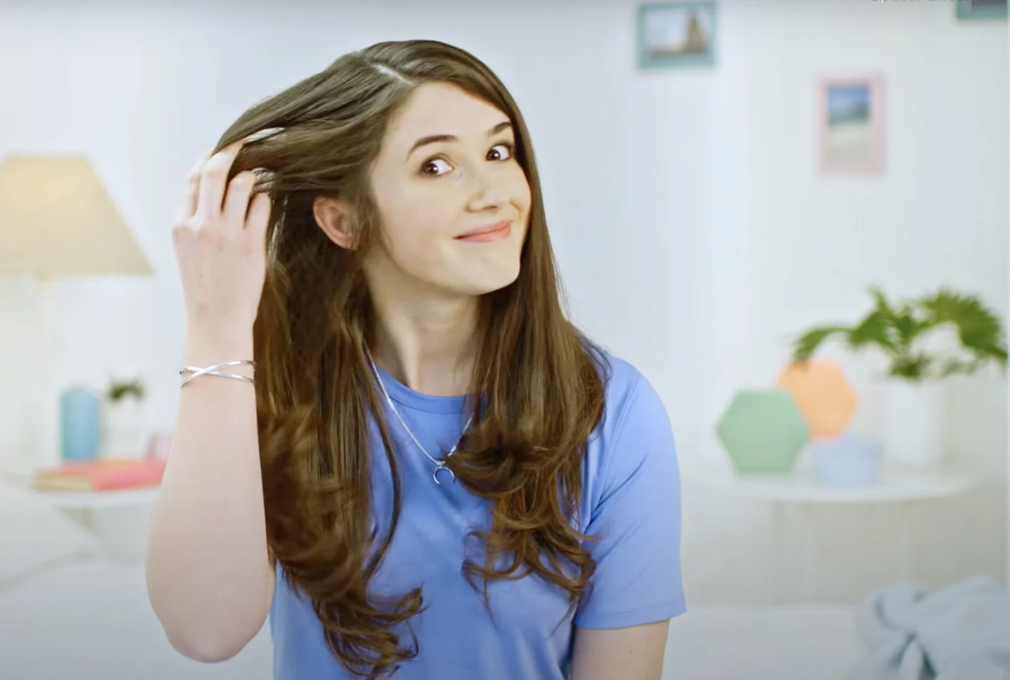 FAQ: WHEN DOES DANDRUFF START?
