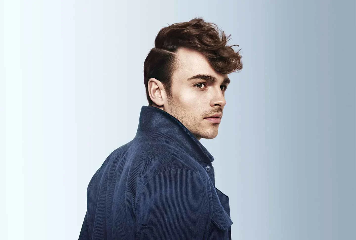 HOW TO TREAT THE MAJOR SYMPTOMS OF DANDRUFF