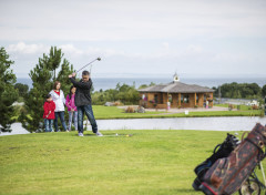 9-hole golf course with sea views at Seton Sands