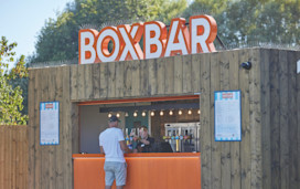 The outdoor Box Bar