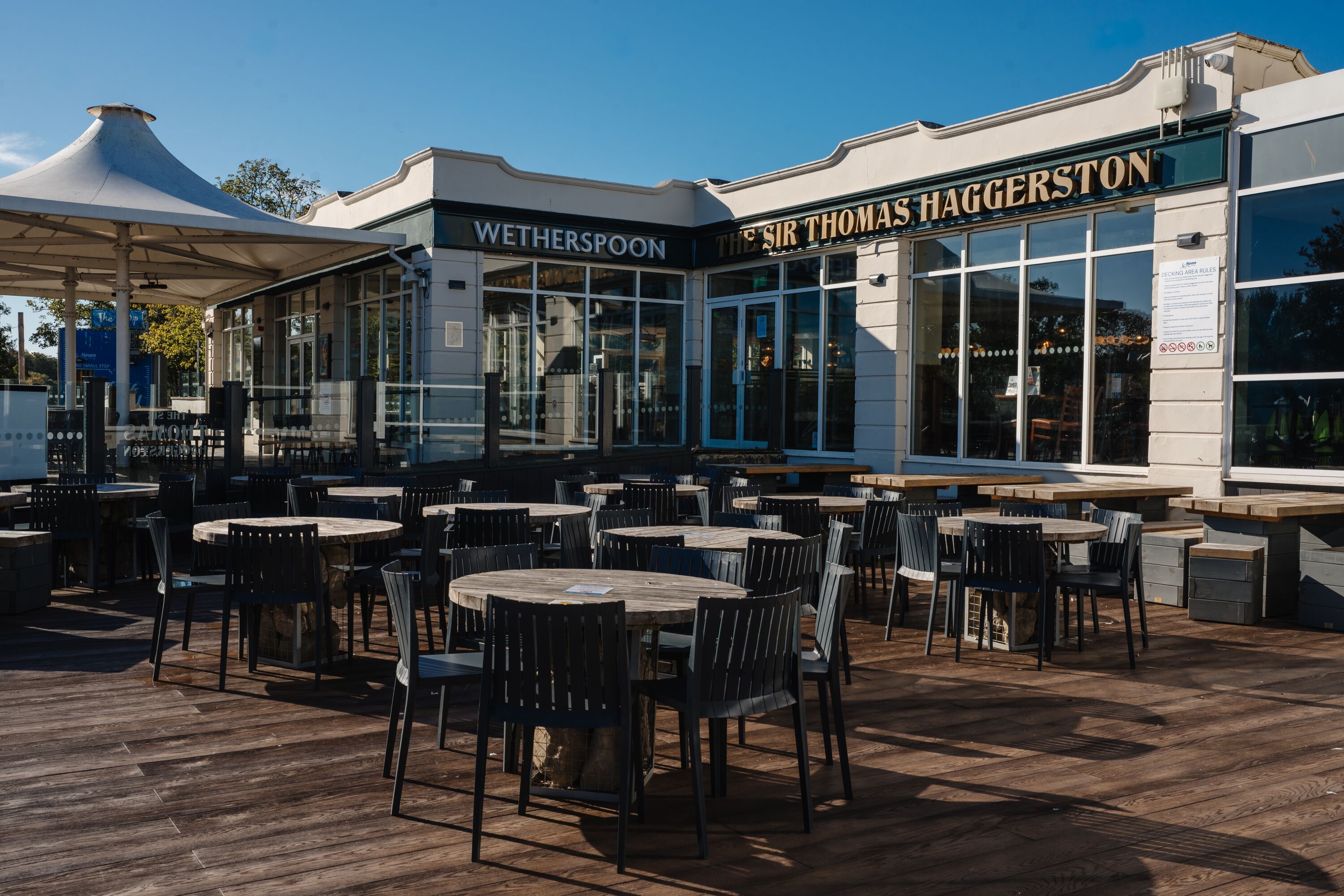 The Sir Thomas Haggerston J D Wetherspoon pub at Haven Haggerston Castle Holiday Park.