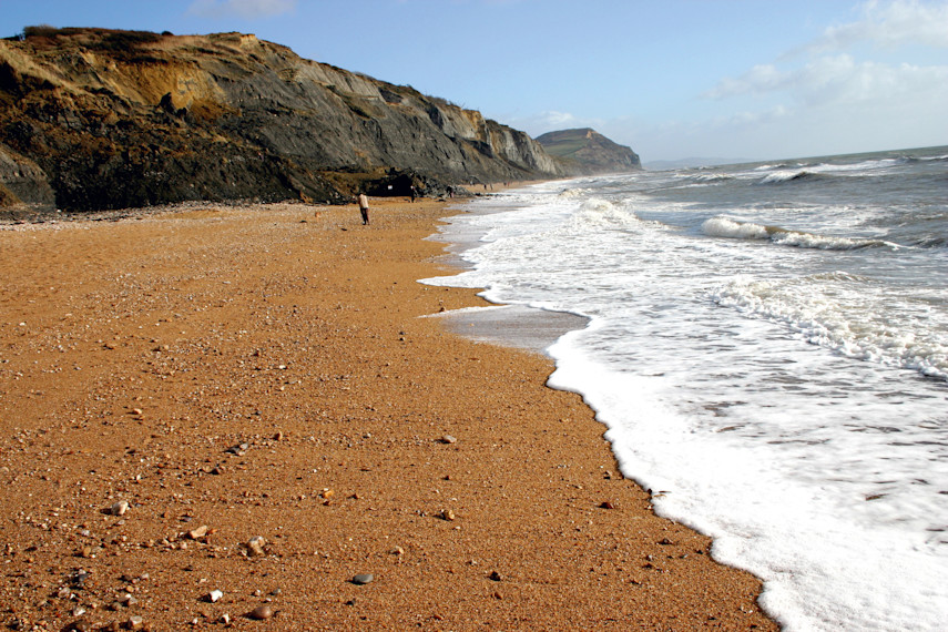 4. Tour neighbouring beaches