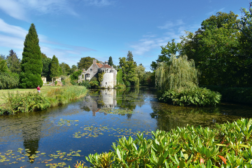 Scotney Castle Walk, Tunbridge Wells