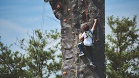 Climbing wall
