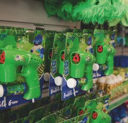 The green and blue George bubble gun