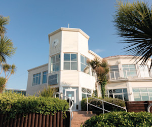 Bay View Owners Lounge at Devon Cliffs