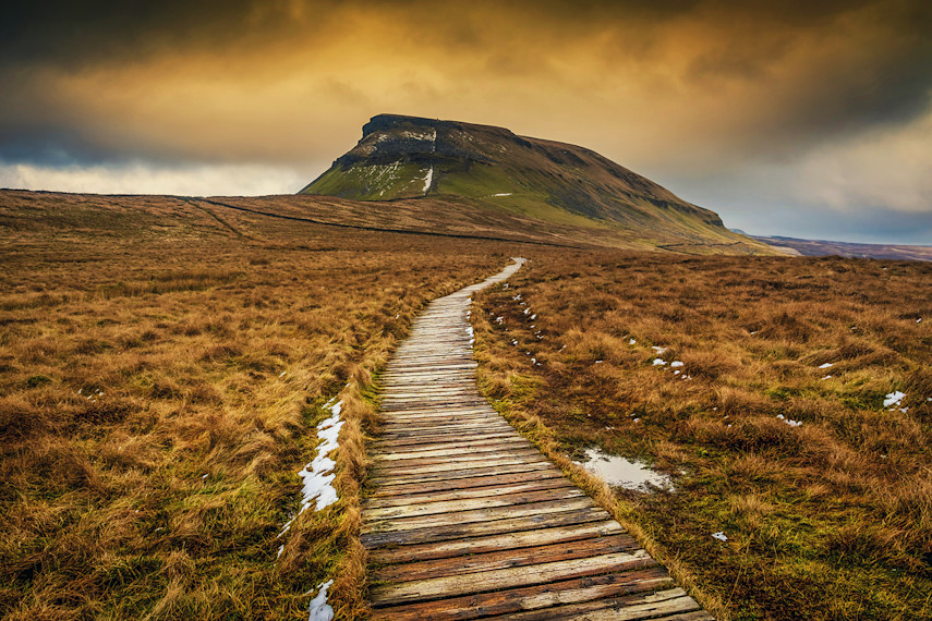 Pen-y-ghent, Yorkshire Dales National Park 