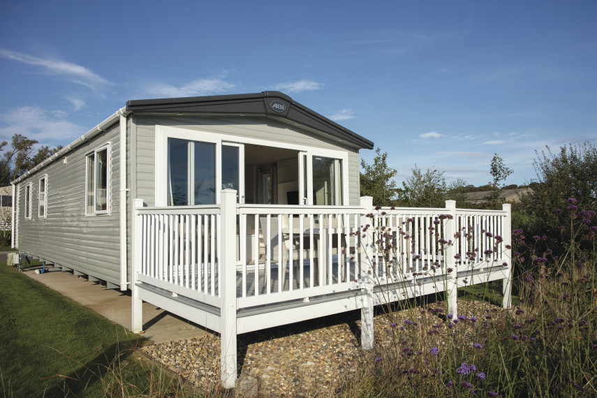 Which regulations apply to static caravan decking?