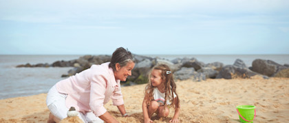 Direct access to a sandy beach