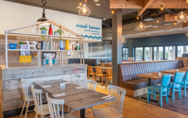 Coast House Bar and Grill at Seashore