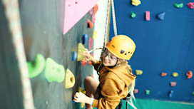 Indoor climbing wall
