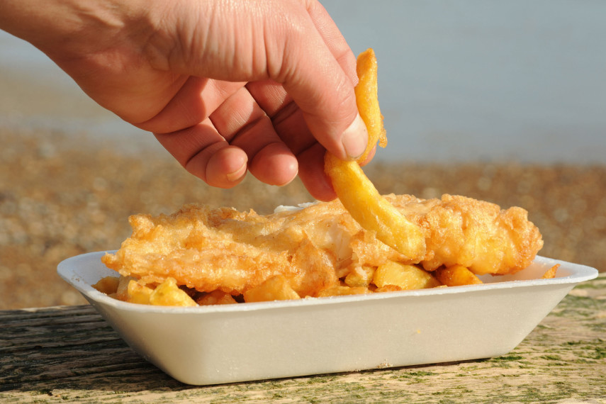 Enjoy fish & chips by the seashore