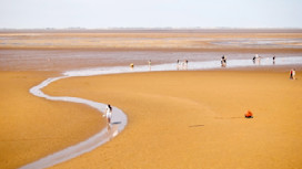 A walk on Cleethorpes Beach