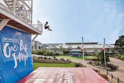 WM (GS image) - Park - Carousel - The Jump