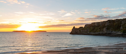 Lydstep Beach self catering holidays