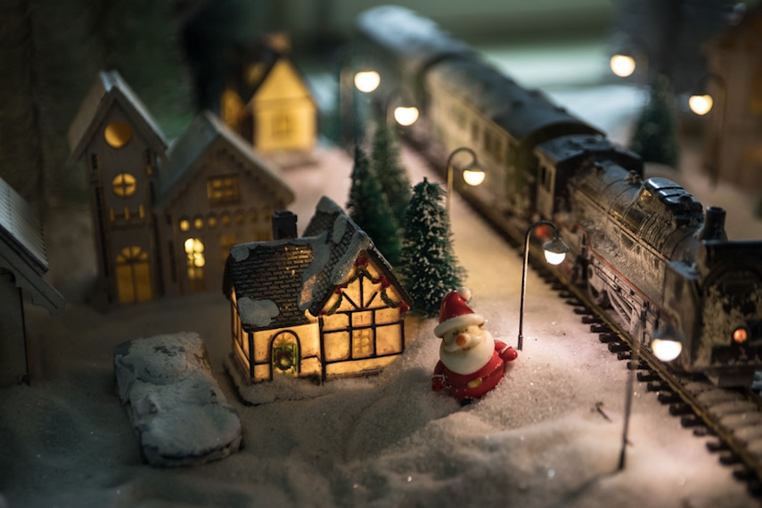 5. Babbacombe Model Village Christmas illuminations