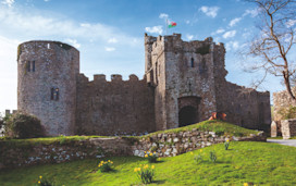 Lydstep Haven to Manorbier Castle