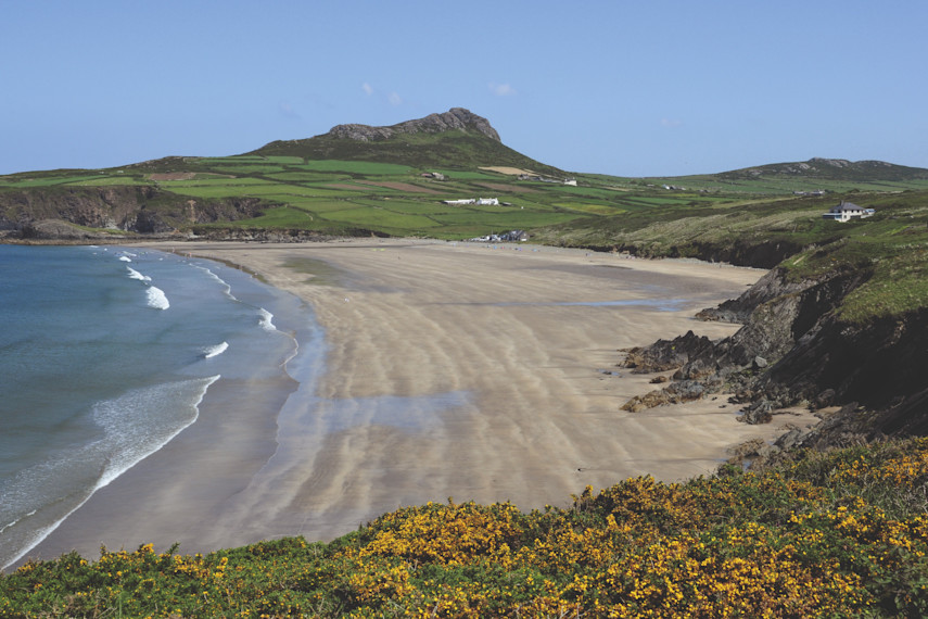 Porthmelgan and Whitesands Bay walk 