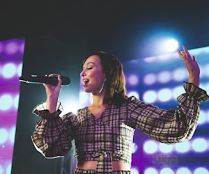 In-house solo singer