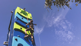 Climbing wall