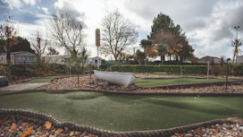 Crazy golf