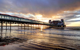 Grand Pier