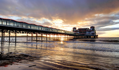 Grand Pier