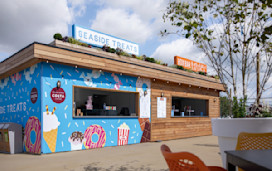 Seaside Treats and Box Bar at Skegness