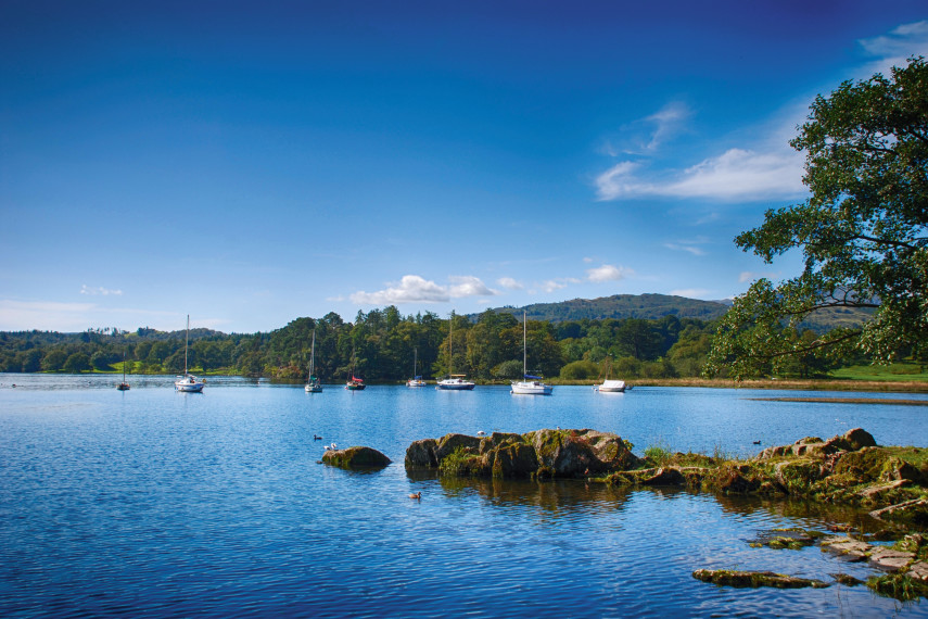Walking in Bowness-on-Windermere 